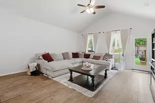 11742 Bari Reef Ln, Conroe, TX 77304 - Photo 12