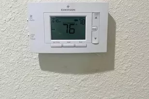 618 E 40th St, Houston, TX 77022 - Photo 18