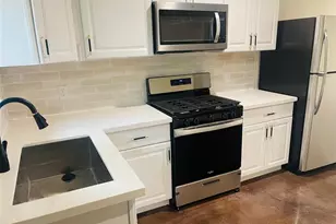 618 E 40th St, Houston, TX 77022 - Photo 4