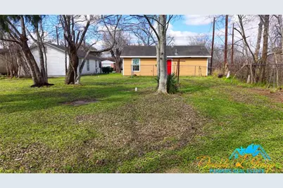 2805 Avenue C, Bay City, TX 77414 - Photo 4