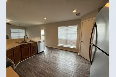 2325 Shady Tree Lane, Conroe, TX 77301 - Photo 6