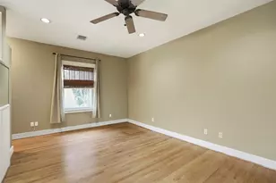 1227 Harvard St, Houston, TX 77008 - Photo 4