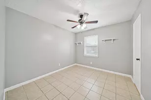 3908 Colorado Ave, Dickinson, TX 77539 - Photo 18