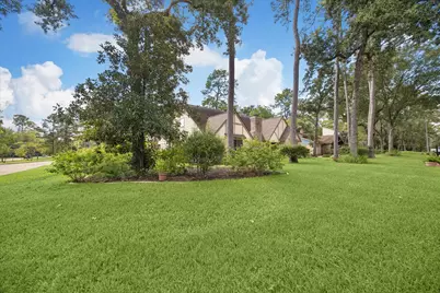 2226 Hidden Creek Drive, Houston, TX 77339 - Photo 12