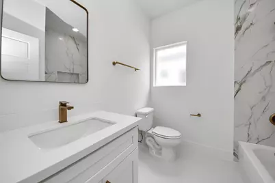 8119 Sterlingshire Street #A/B, Houston, TX 77078 - Photo 36