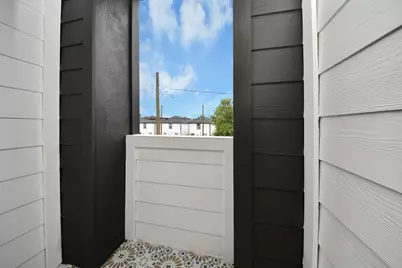 8119 Sterlingshire Street #A/B, Houston, TX 77078 - Photo 34
