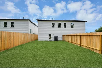 8119 Sterlingshire Street #A/B, Houston, TX 77078 - Photo 40