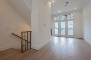 4057 Leeland St, Houston, TX 77023 - Photo 8