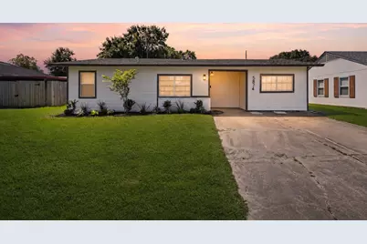 5874 Belneath Street, Houston, TX 77033 - Photo 1