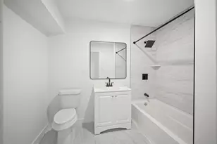 5874 Belneath St, Houston, TX 77033 - Photo 16