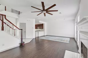 2346 Summit Way Ct, Houston, TX 77339 - Photo 10