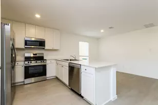 15298 Abella Dr, Conroe, TX 77316 - Photo 8