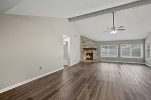 8406 Woodland Willows Dr, Houston, TX 77083 - Photo 4