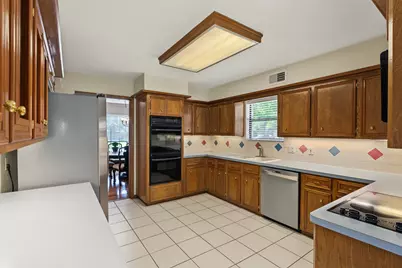 5522 Woodville Lane, Spring, TX 77379 - Photo 16