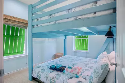 122 Ocean View Drive, Crystal Beach, TX 77650 - Photo 12