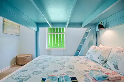 122 Ocean View Drive, Crystal Beach, TX 77650 - Photo 16