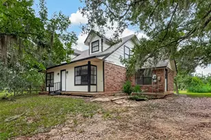 2103 Bayou Dr, Lake Jackson, TX 77566 - Photo 4