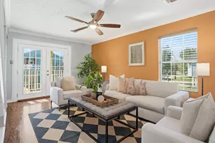 818 Cedar Rd, Clear Lake Shores, TX 77565 - Photo 2