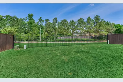 155 W Wading Pond Circle, Tomball, TX 77375 - Photo 46
