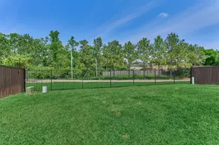 155 West Wading Pond Circle, Tomball, TX 77375 - Photo 46