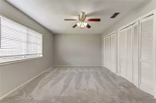 9915 Towne Tower Ln, Sugar Land, TX 77498 - Photo 18