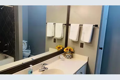 3100 Walnut Bend Lane #309, Houston, TX 77042 - Photo 10