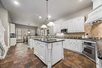 16519 Deer Haven Run, Rosharon, TX 77583 - Photo 12