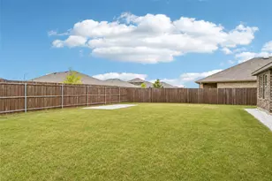 1015 Serena Dr, Dallas, TX 75253 - Photo 34