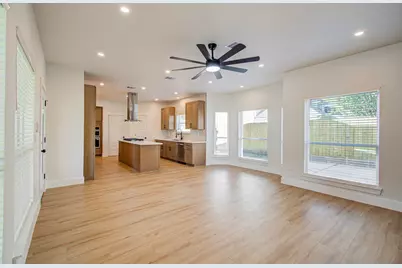 5547 Honor Drive, Houston, TX 77041 - Photo 16