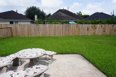 8418 Colonial Lane Lane, Houston, TX 77051 - Photo 20