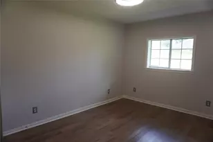 8418 Colonial Ln Ln, Houston, TX 77051 - Photo 16
