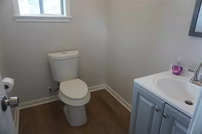 8418 Colonial Lane Lane, Houston, TX 77051 - Photo 8
