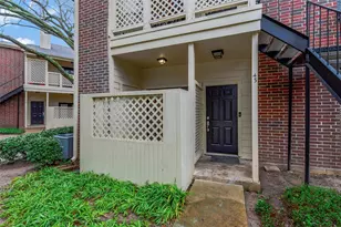 8055 Cambridge St, Houston, TX 77054 - Photo 2