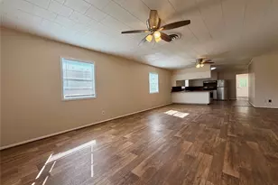 703 W 4th St, Freeport, TX 77541 - Photo 2