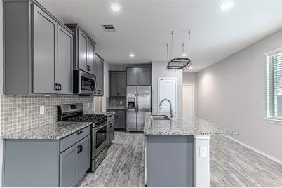 16887 Pink Wintergreen Drive, Conroe, TX 77385 - Photo 10