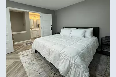 1115 Augusta Drive #38, Houston, TX 77057 - Photo 10