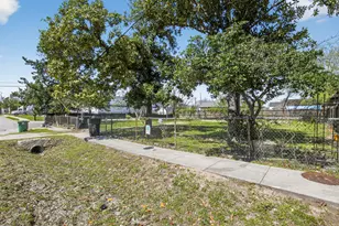 4404 Gano St, Houston, TX 77009 - Photo 8