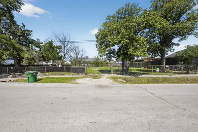 4404 Gano Street, Houston, TX 77009 - Photo 16