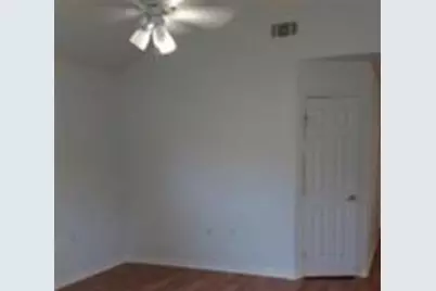 1131 W Front Street, Sealy, TX 77474 - Photo 6