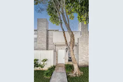 3800 Tanglewilde Street #102, Houston, TX 77063 - Photo 2