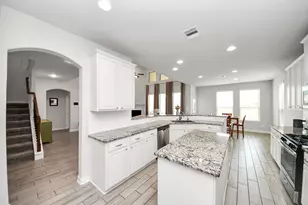10154 N Whimbrel Cir, Conroe, TX 77385 - Photo 6
