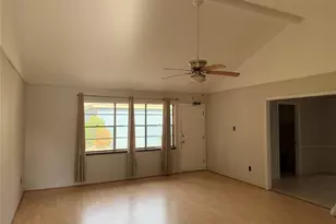 9202 Carvel Ln, Houston, TX 77036 - Photo 4