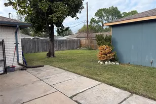 9202 Carvel Ln, Houston, TX 77036 - Photo 20