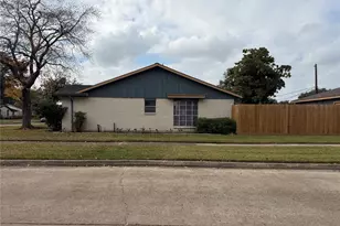 9202 Carvel Ln, Houston, TX 77036 - Photo 18