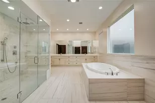 25910 Maplewood Dr, Spring, TX 77386 - Photo 24