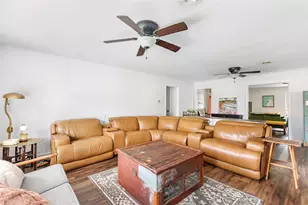22 Sherwood St, Dayton, TX 77535 - Photo 18