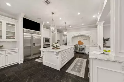 704 Tall Pines Drive, Friendswood, TX 77546 - Photo 14