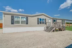 369 Rd 5262, Cleveland, TX 77327 - Photo 2