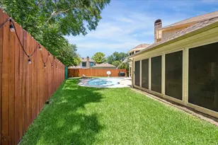 1206 Brecon Hall Dr, Houston, TX 77077 - Photo 44