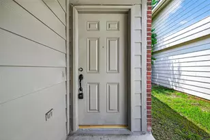 8414 Dovecott Ln, Houston, TX 77083 - Photo 6